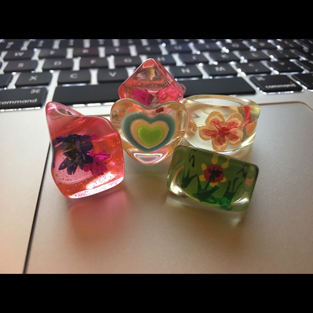 5 vintage bubble rings